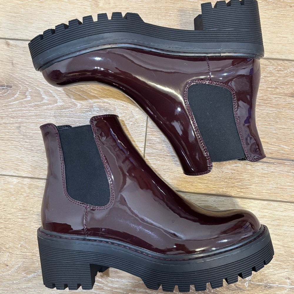 Limelight Chunky Chelsea Rain Boots Waterproof Sz 8 Burgundy Wine Lug Sole NWOB - Picture 3 of 11